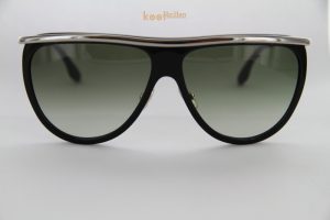 Victoria Beckham zon VB155s